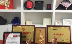 在月餅包裝盒?設(shè)計(jì)中，創(chuàng)意有多重要呢？——櫻美包裝