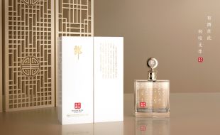 簡約型審美及其紅酒禮盒設(shè)計(jì)—櫻美包裝